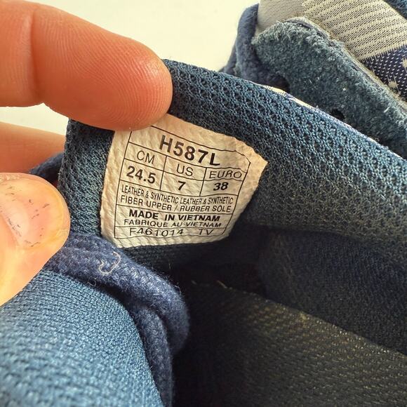 Asics Gel-Lyte III Athletic Shoes Womens 7 Navy Blue Low Top Running Sneakers - Picture 10 of 10